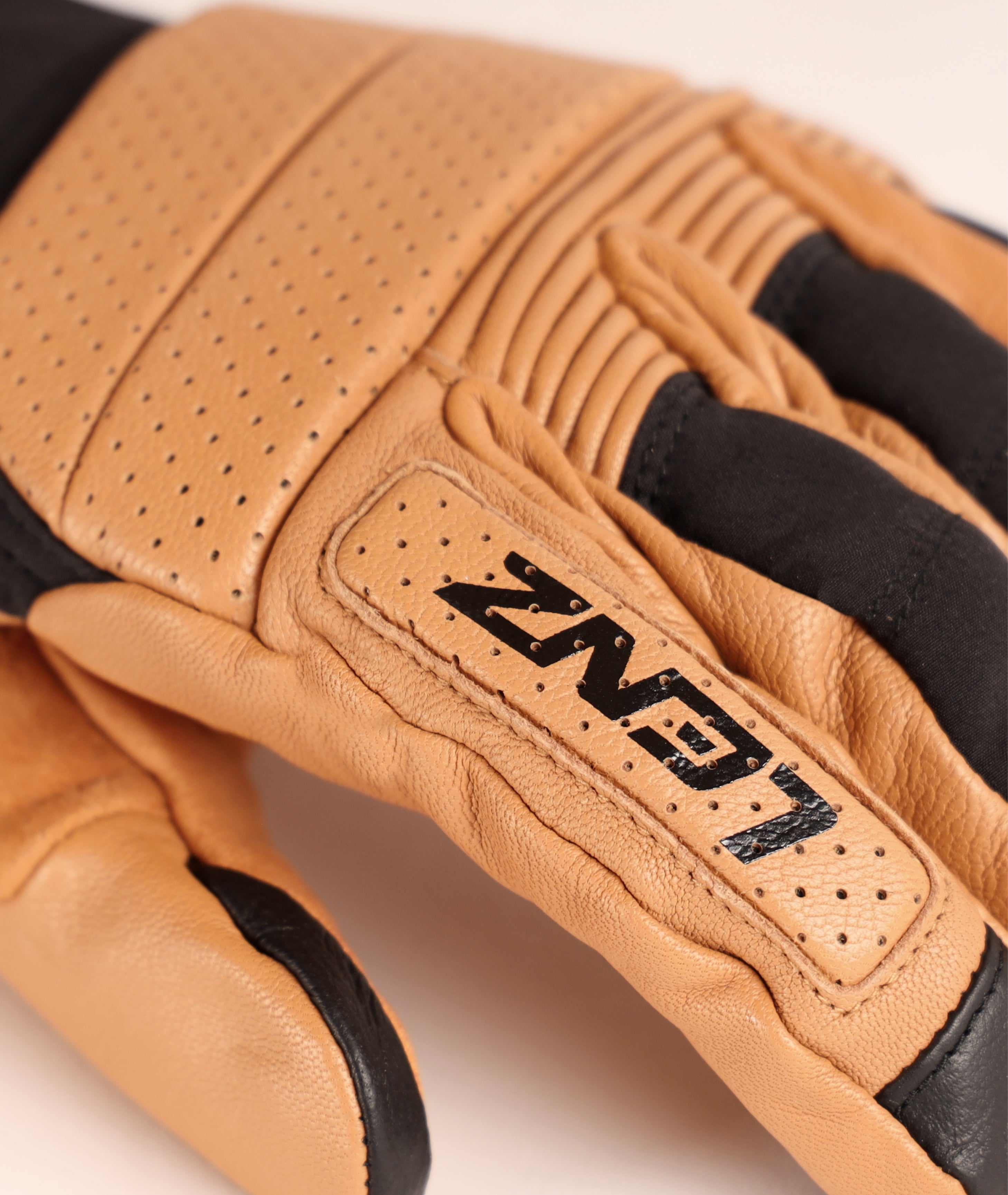 31001 「think about」スキーグローブ – LENZ Japan